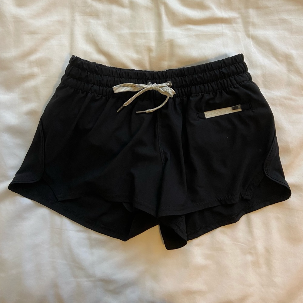 Vuori Clementine Running Short in Black